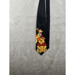 DISNEY Winnie‎ The Pooh Bear Tie NECKTIE TIGGER Winnie Pooh FRIENDS TOGETHER